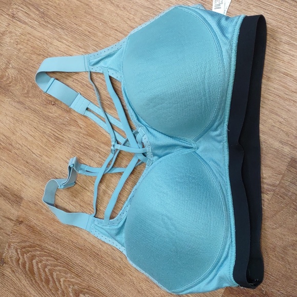 Two Victoria Secrets Sports Bras - Picture 5 of 6